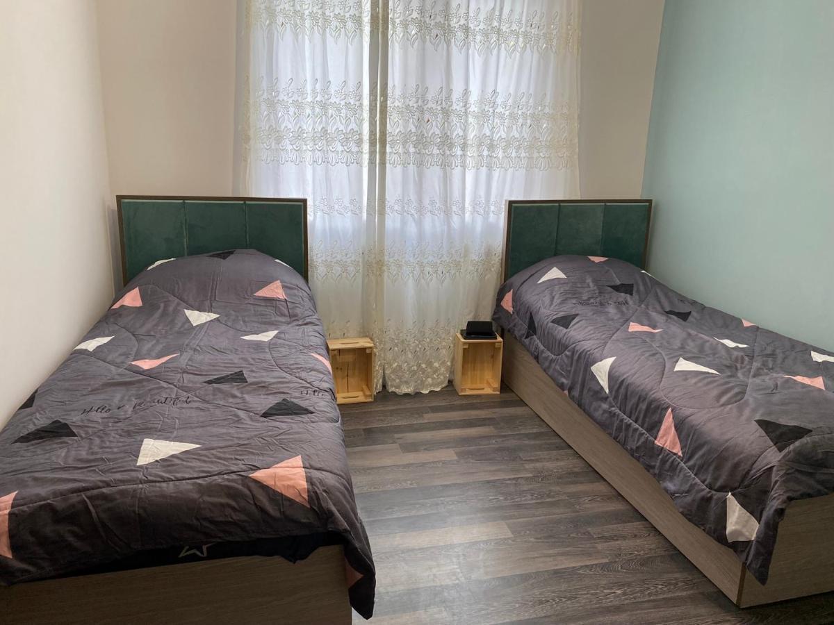 Lovely 2-Bedroom Apartment Near Ayb School Dilican Dış mekan fotoğraf